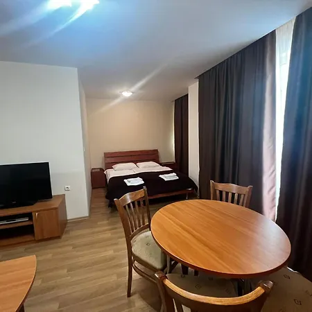 Gt Green Fort Beach Apartment