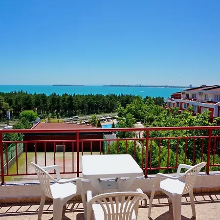 Gt Green Fort Beach Apartment *